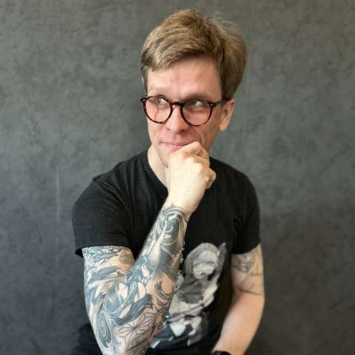 Portrait of Tony Lampel, known online as Joe Kerman